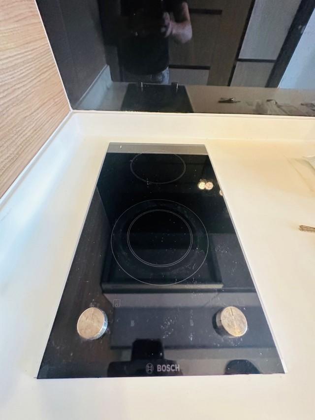 Centra Heights Condominium For Rent, $2,850, 1 Bed 1 Bath 463 sqft $6.16 psf
