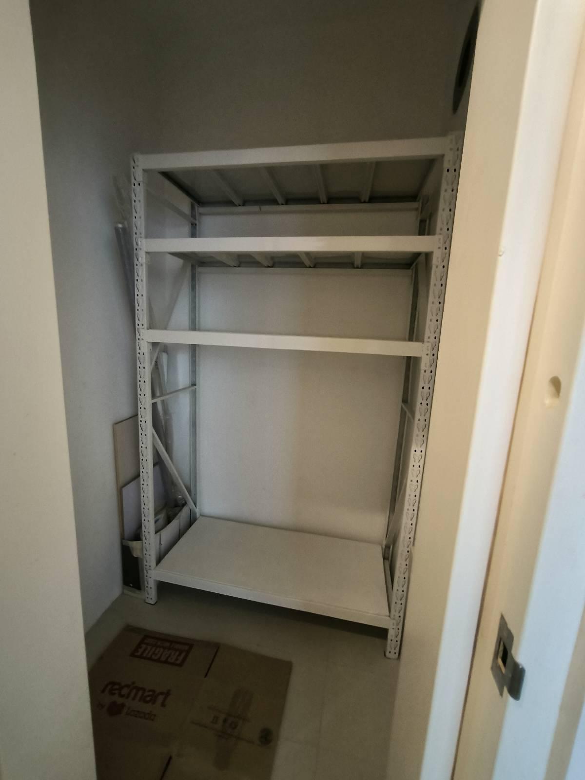 Centra Heights Condominium For Rent, $2,850, 1 Bed 1 Bath 463 sqft $6.16 psf