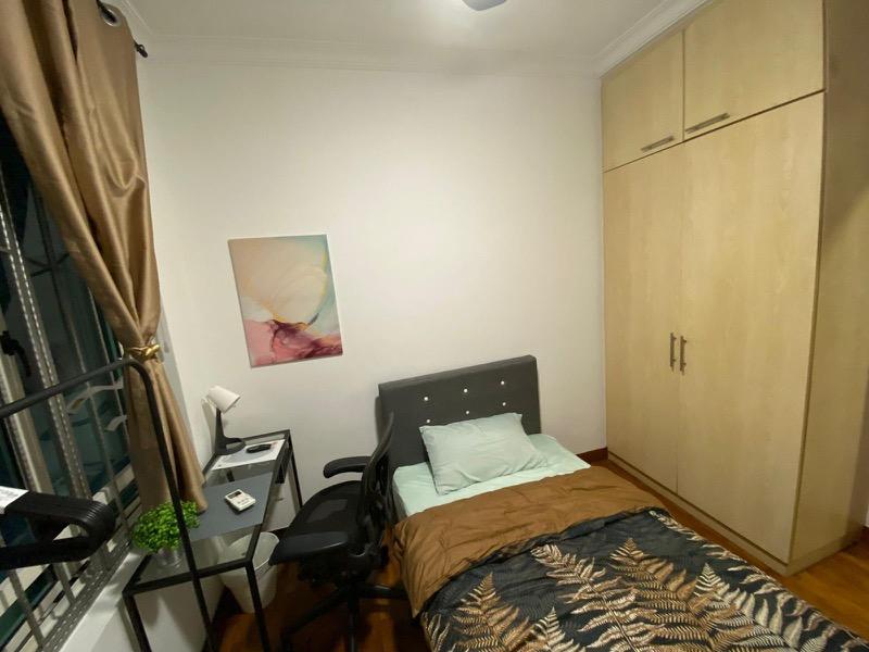 Compass Heights Condominium Room Rental, $1,200, 1 Bed 1 Bath 180 sqft $6.67 psf