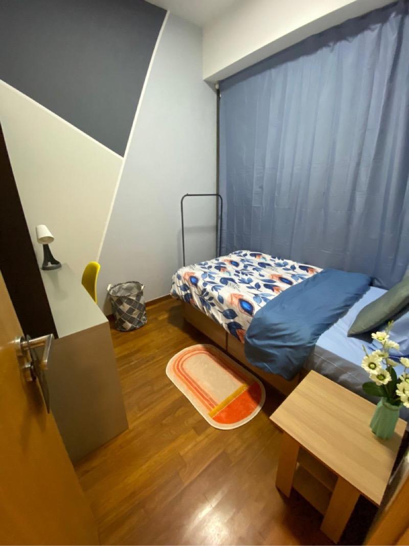 Tre Residences Condominium Room Rental, $1,549, 1 Bed 1 Bath 160 sqft $9.68 psf