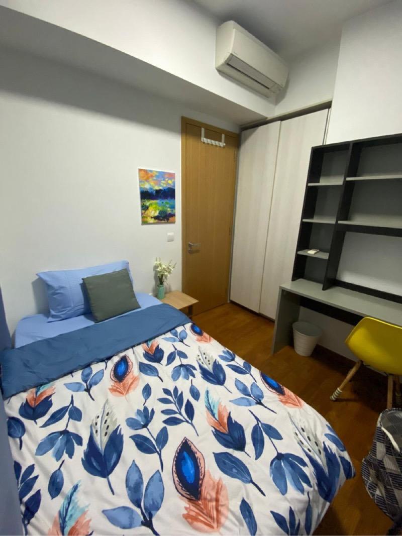 Tre Residences Condominium Room Rental, $1,549, 1 Bed 1 Bath 160 sqft $9.68 psf