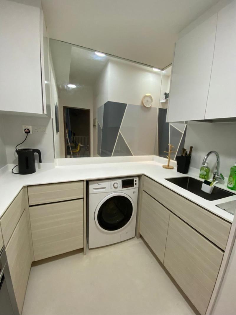 Tre Residences Condominium Room Rental, $1,549, 1 Bed 1 Bath 160 sqft $9.68 psf