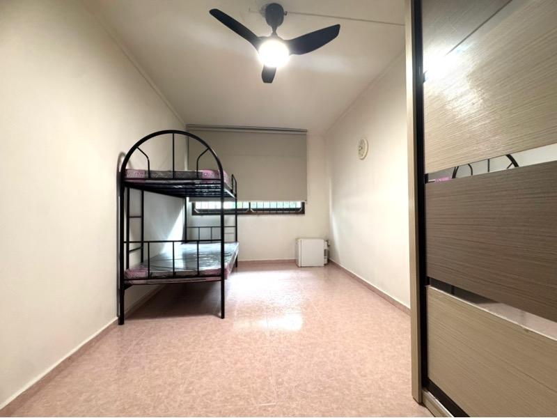 786F Woodlands Drive 60 HDB Apartment Room Rental, $1,100, 1 Bed 1 Bath 1,302 sqft $0.84 psf