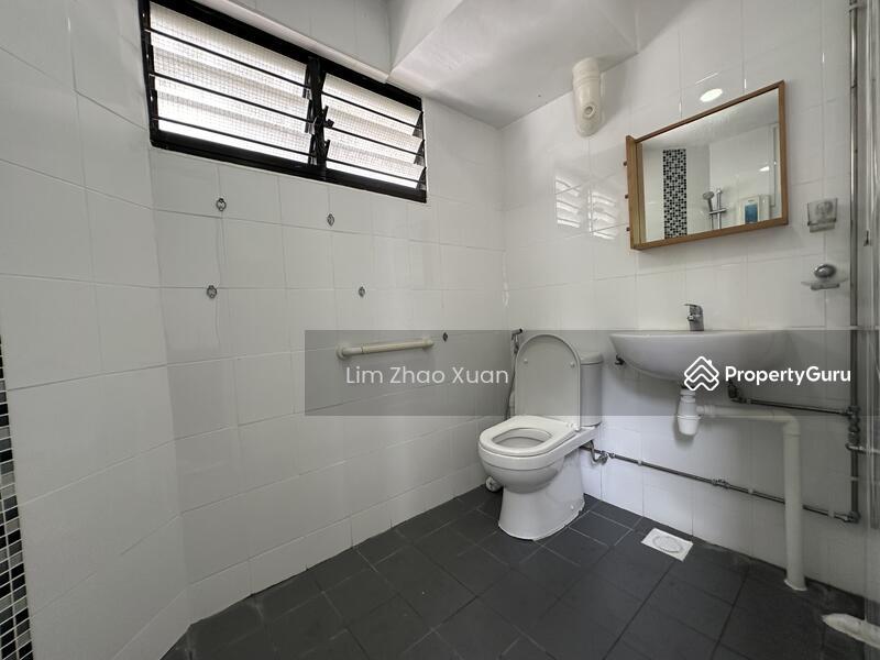 HDB Flat for Rent: Yishun, D27, 760111
