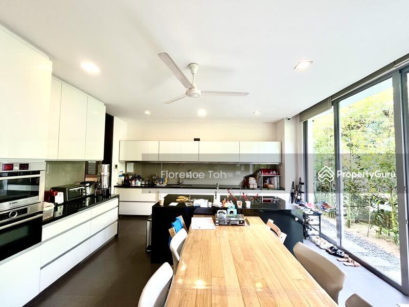 Bungalow for Rent: D10, 267857