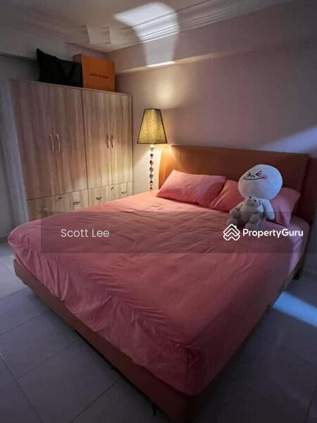 562 Cheng San Place