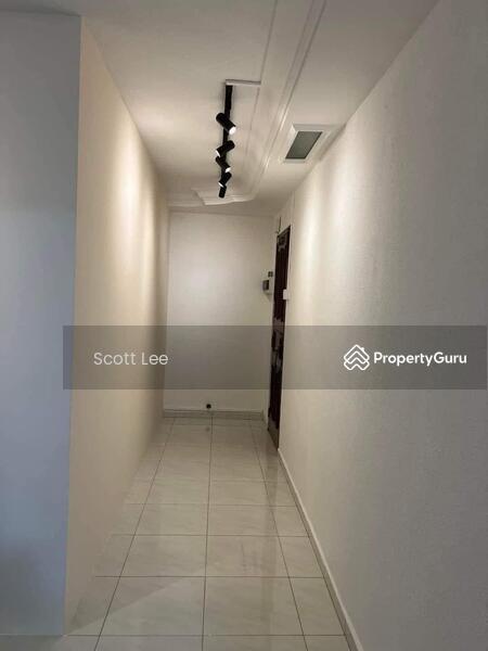 562 Cheng San Place