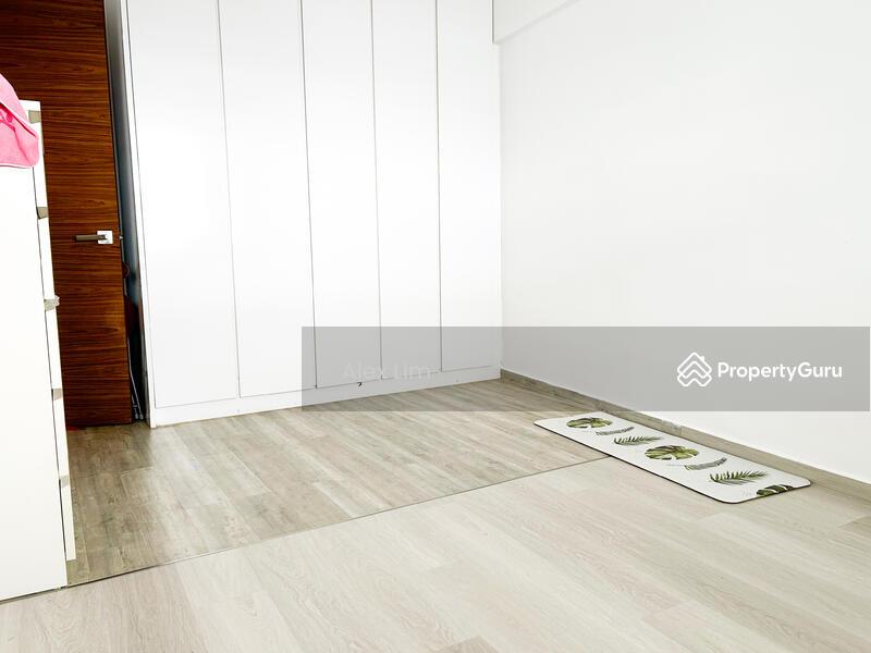 Prop-GPT: HDB Flat: D22  248 Jurong East Street 24
