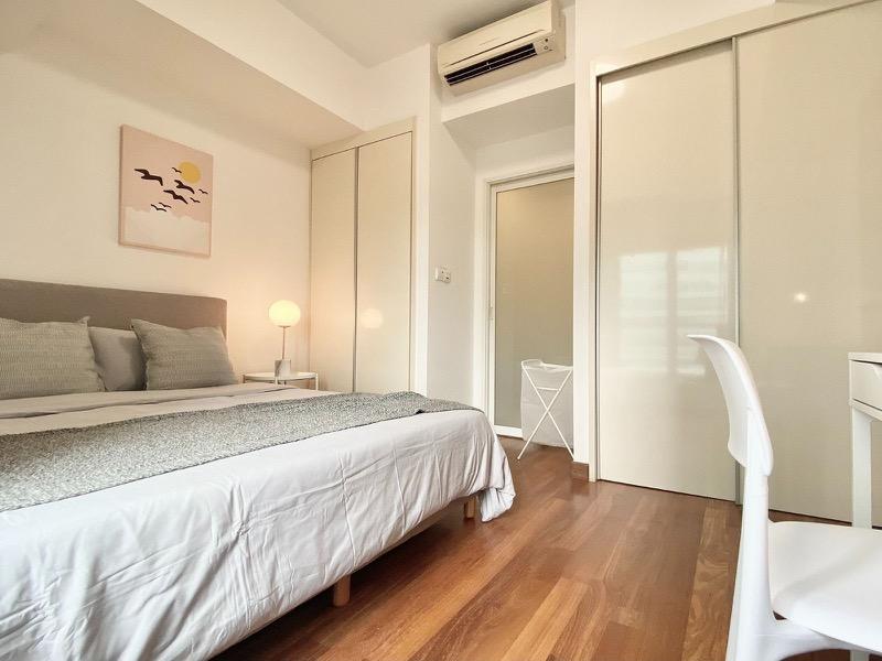 Prop-GPT: Apartment: D01 Marina The Sail @ Marina Bay
