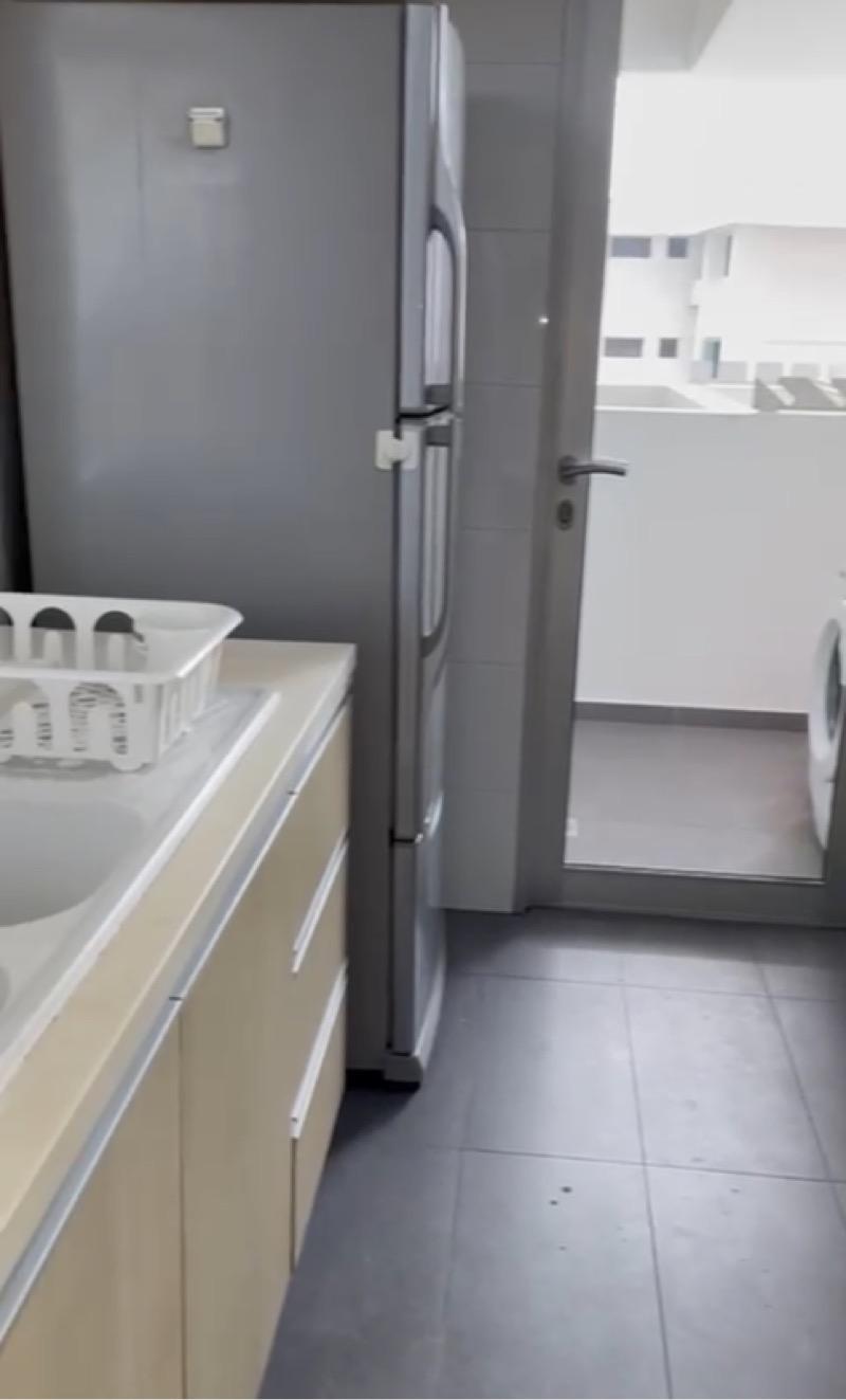 The Parc Condominium Condominium Room Rental, $2,499, 1 Bed 1 Bath 280 sqft $8.93 psf