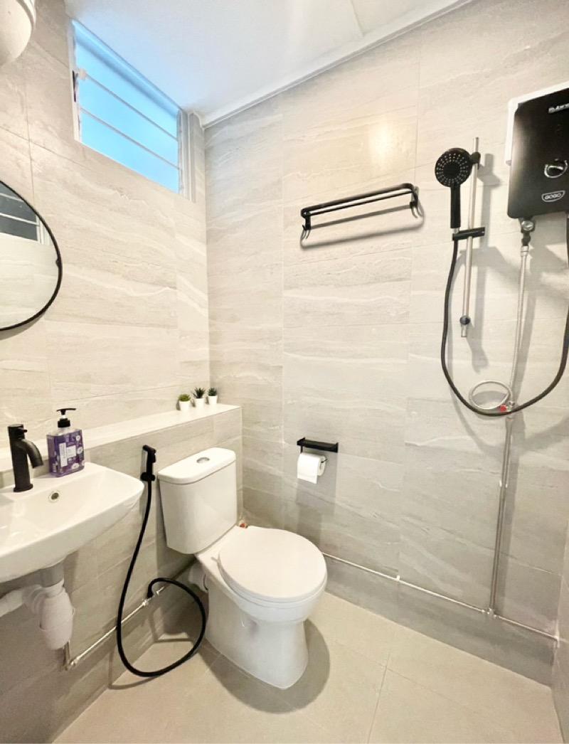 People's Park Complex Apartment Room Rental, $1,599, 1 Bed 1 Bath 150 sqft $10.66 psf