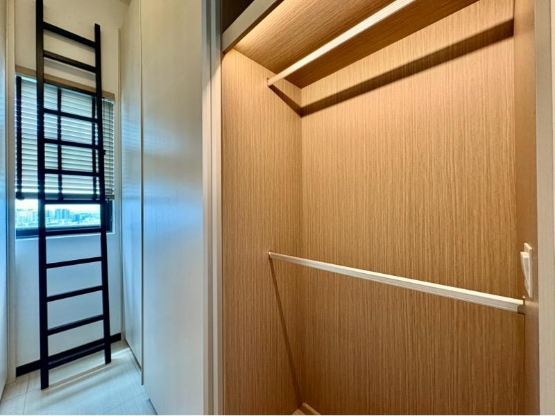 Sims Urban Oasis Condominium For Rent, $3,200, 1 Bed 1 Bath 463 sqft $6.91 psf