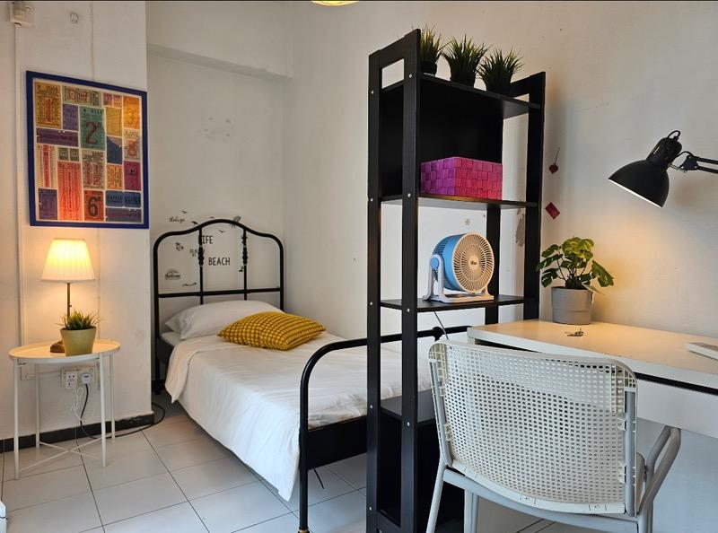 Prop-GPT: Apartment: D12  Ava Towers