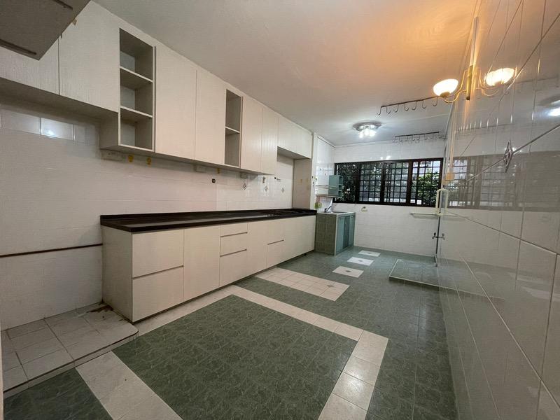 The Quintet Condominium Room Rental, $1,100, 1 Bed 1 Bath 150 sqft $7.33 psf