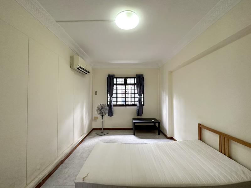 101 Rivervale Walk HDB Apartment For Rent, $3,100, 3 Bed 2 Bath 1,087 sqft $2.85 psf