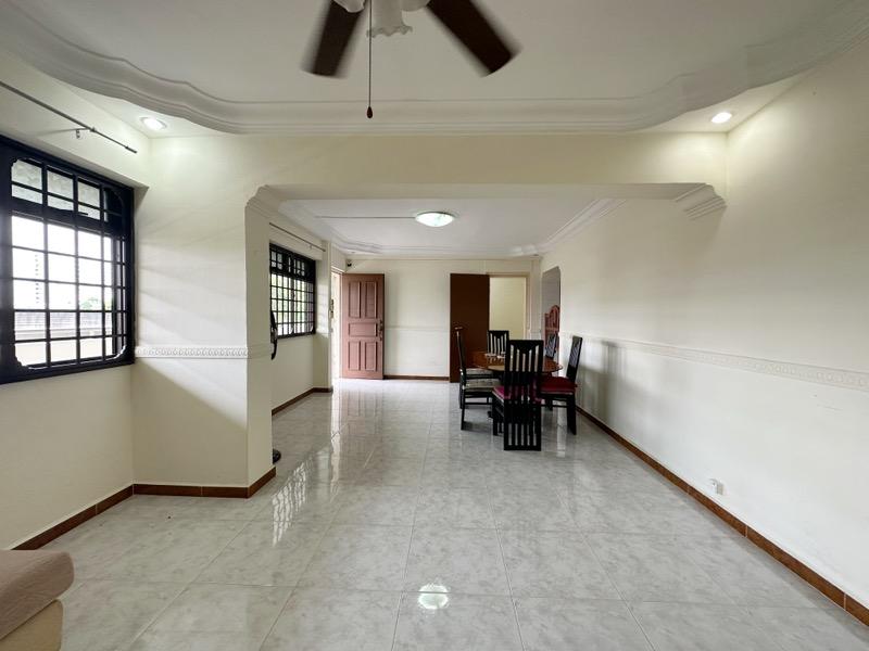101 Rivervale Walk HDB Apartment For Rent, $3,100, 3 Bed 2 Bath 1,087 sqft $2.85 psf