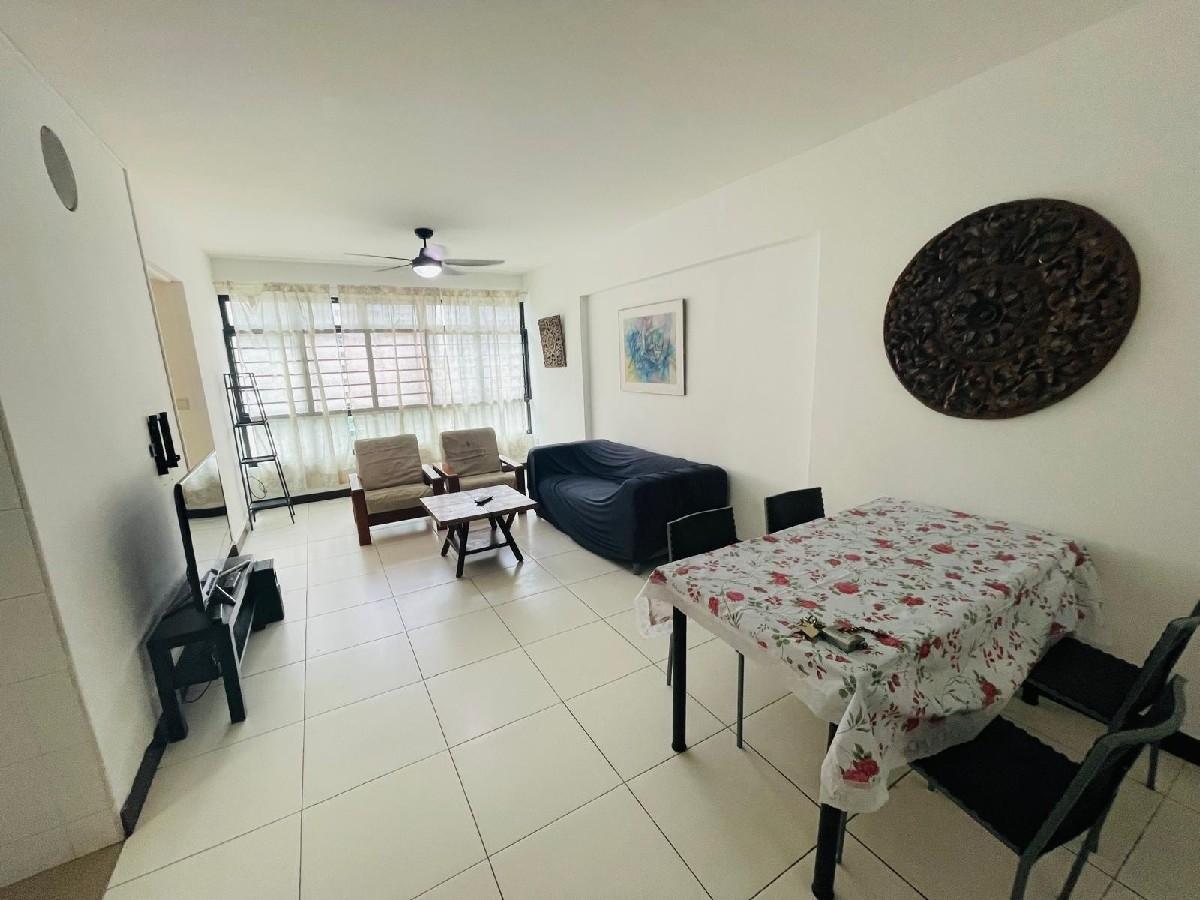 Prop-GPT: HDB Apartment: D28 Seletar 438B Sengkang West Avenue