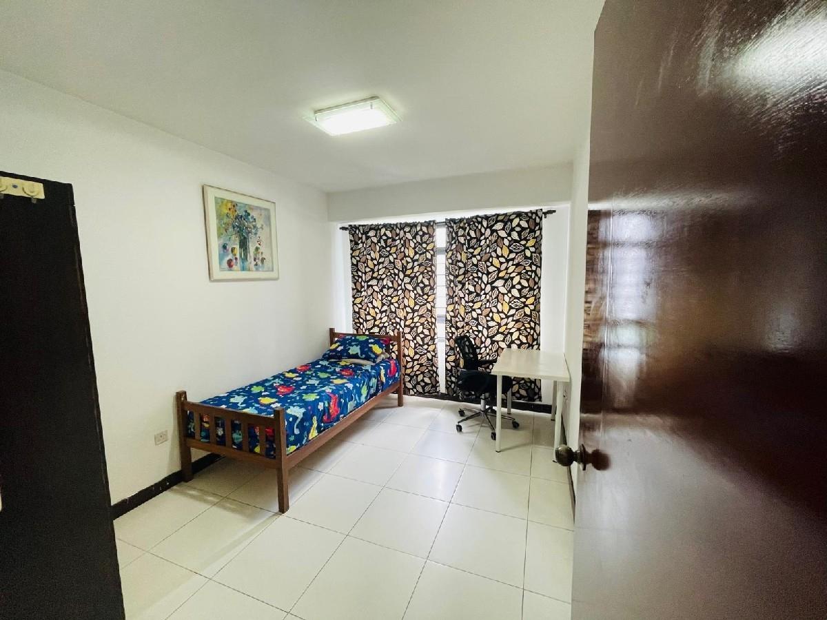 438B Sengkang West Avenue HDB Apartment For Rent, $3,300, 3 Bed 2 Bath 1,012 sqft $3.26 psf