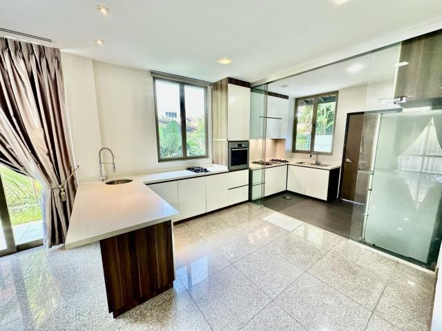 4B Begonia Road Corner Terrace For Rent, $6,800, 4 Bed 5 Bath 3,000 sqft $2.46 psf