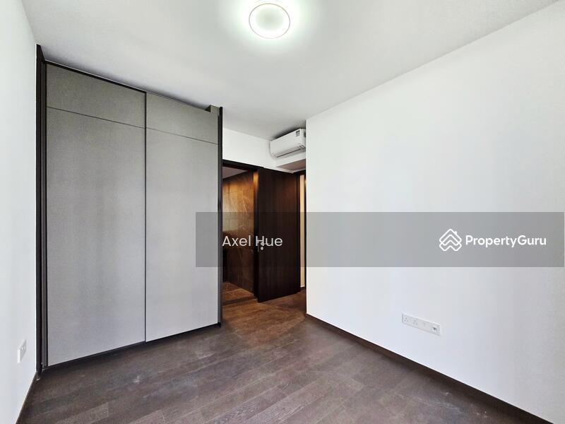 Condominium for Rent: D15, 439836