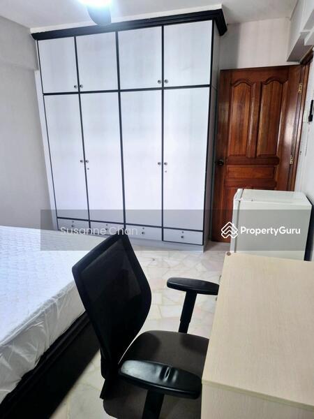 317 Hougang Avenue 7