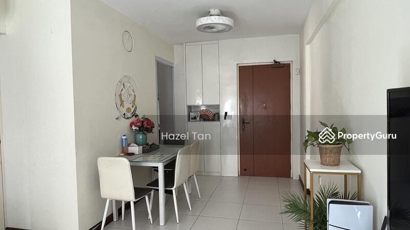 Prop-GPT: HDB Flat: D19  180B Rivervale Crescent