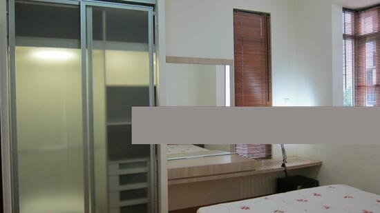 Robertson 100 Apartment For Rent, $5,000, 2 Bed 2 Bath 883 sqft $5.66 psf