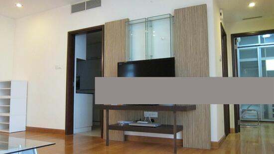 Robertson 100 Apartment For Rent, $5,000, 2 Bed 2 Bath 883 sqft $5.66 psf