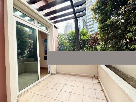Robertson 100 Apartment For Rent, $6,800, 3 Bed 2 Bath 1,378 sqft $4.93 psf