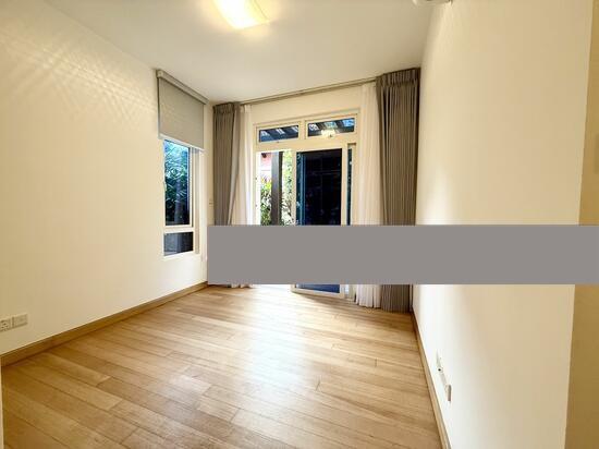 Robertson 100 Apartment For Rent, $6,800, 3 Bed 2 Bath 1,378 sqft $4.93 psf