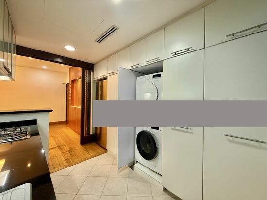 Robertson 100 Apartment For Rent, $6,800, 3 Bed 2 Bath 1,378 sqft $4.93 psf