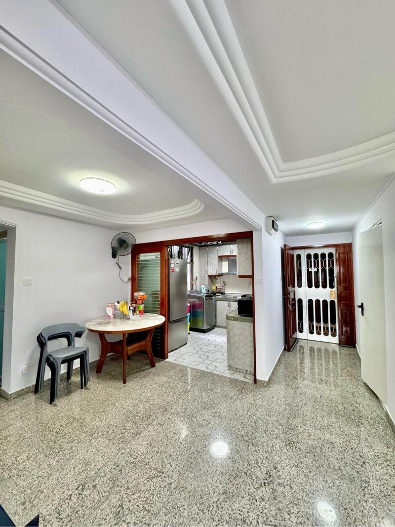 HDB Apartment for Rent: D27, 751360