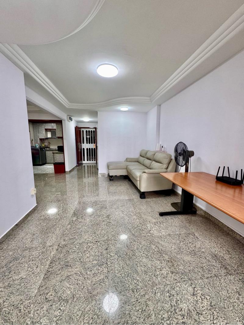 HDB Apartment for Rent: D27, 751360