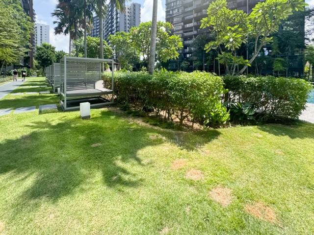 Parc Esta Condominium For Rent, $5,700, 3 Bed 2 Bath 926 sqft $6.16 psf