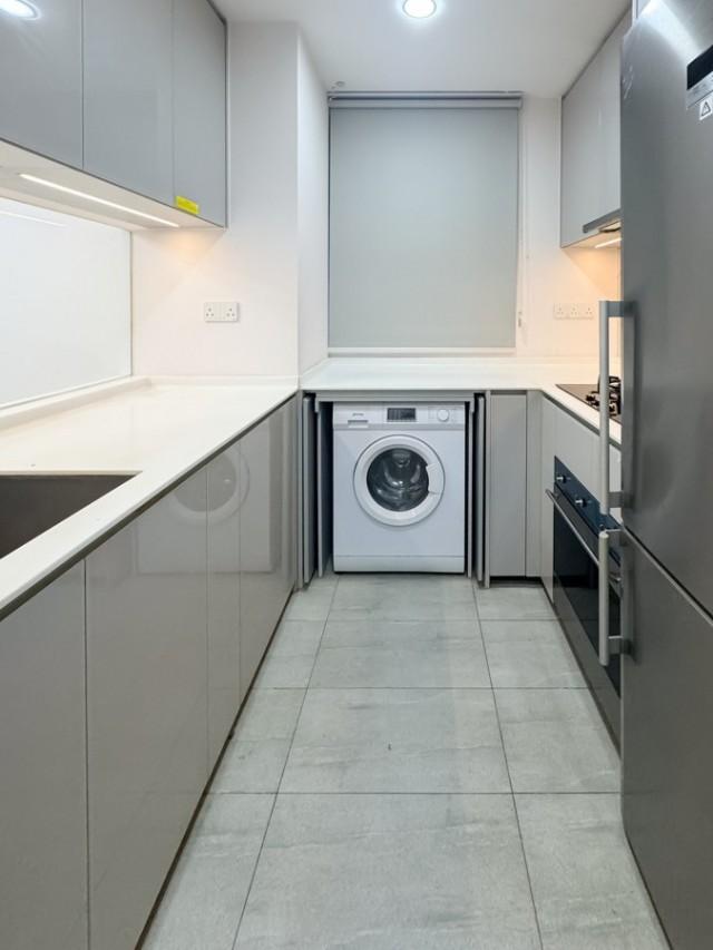 Parc Esta Condominium For Rent, $5,700, 3 Bed 2 Bath 926 sqft $6.16 psf