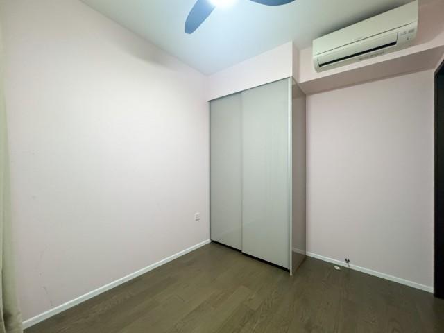 Parc Esta Condominium For Rent, $5,700, 3 Bed 2 Bath 926 sqft $6.16 psf