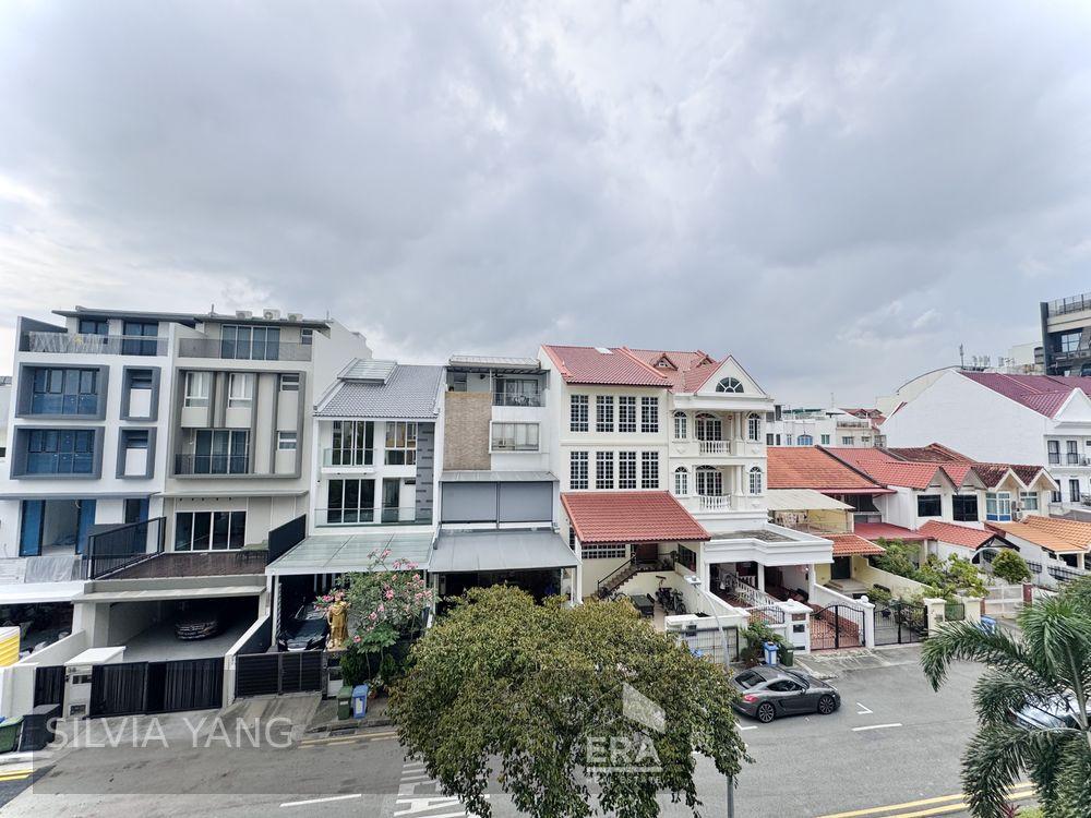 Prop-GPT: Condominium: D15  The Ariel