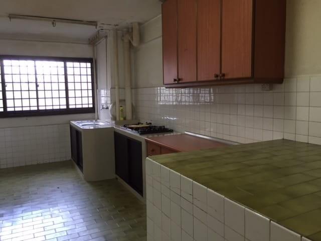 HDB Apartment for Rent: Yishun, D27, 760156