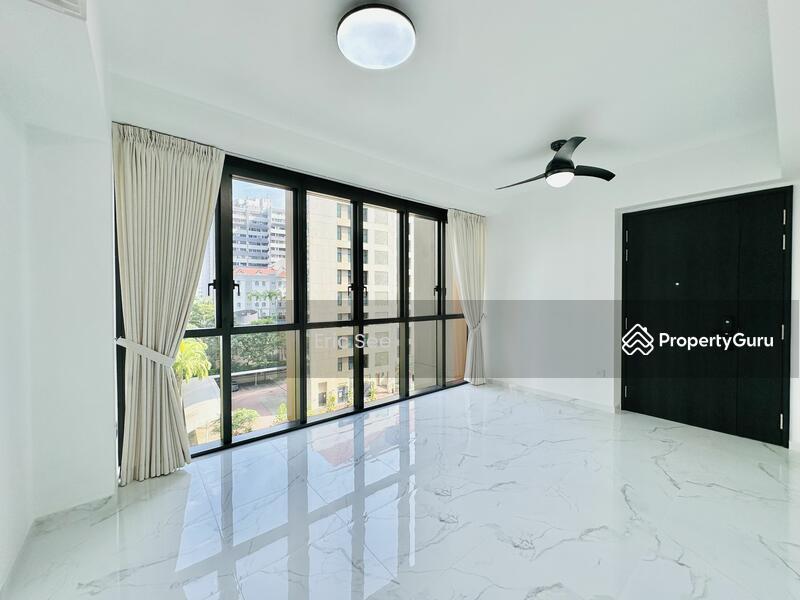 Condominium for Rent: D15, 439836
