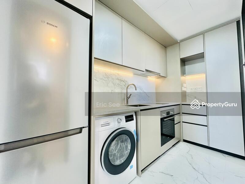 Condominium for Rent: D15, 439836