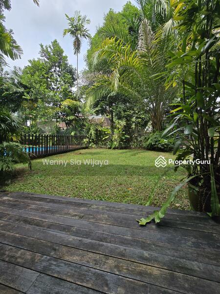 Prop-GPT: Detached: D10  Jalan Sampurna/Holland Village/Leedon Black and White Style Bungalow with Pool