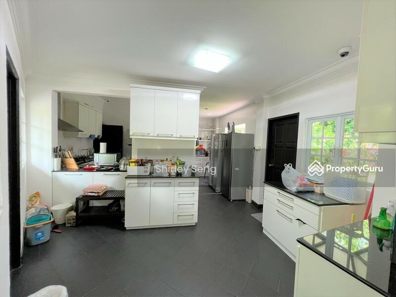 Victoria Park residential enclave located near Bukit Timah, Coronation Road & Farrer Road