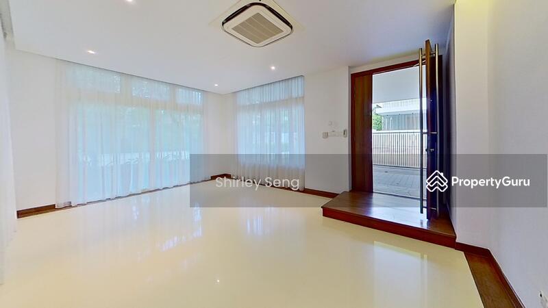 Cheap !Charming Semi-Detached 5-bedroom house at Coronation Road West