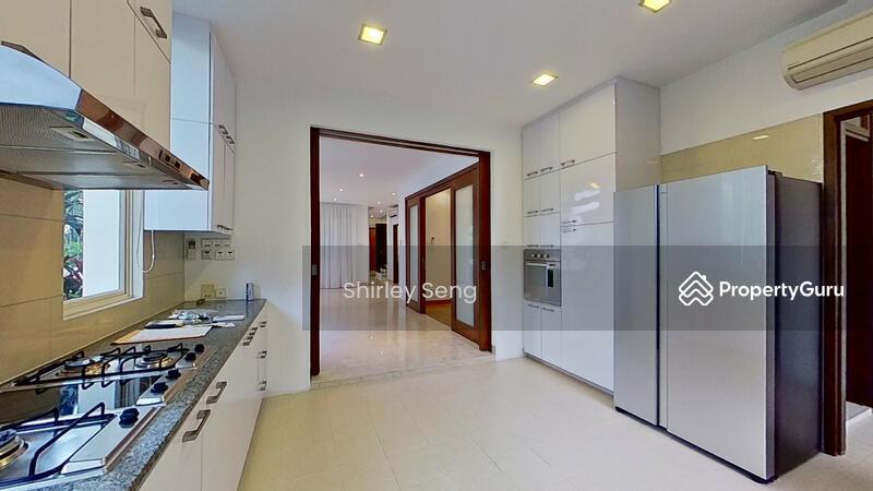 Cheap !Charming Semi-Detached 5-bedroom house at Coronation Road West