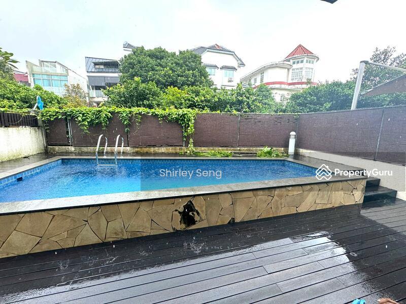 Cheap !Charming Semi-Detached 5-bedroom house at Coronation Road West
