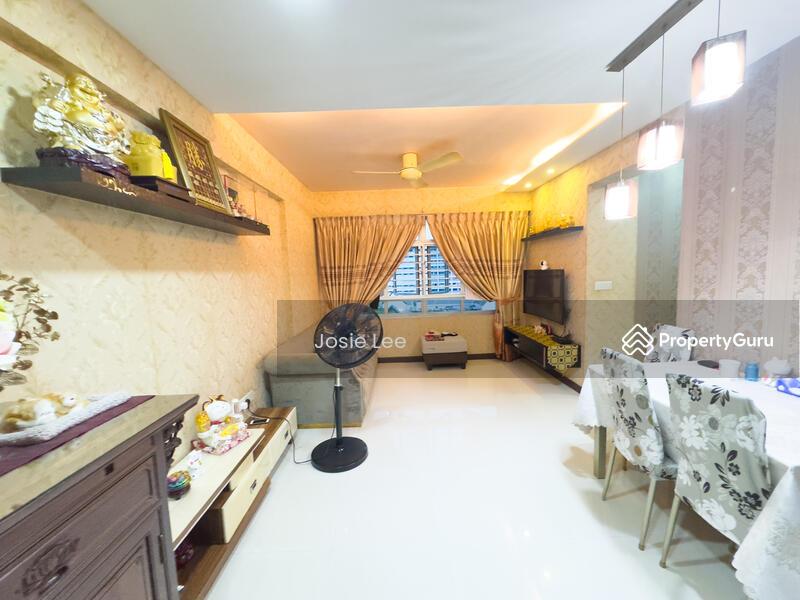HDB Flat for Rent: D23, 670454
