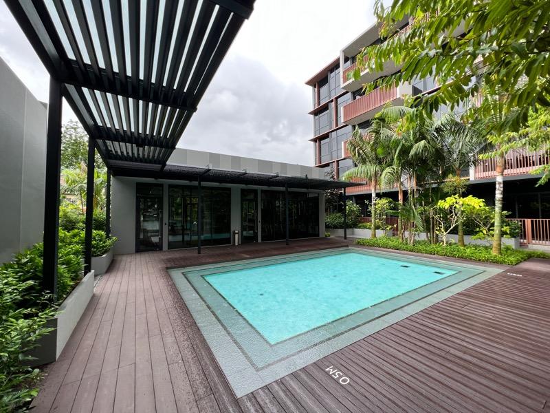 Royalgreen Condominium For Rent, $6,800, 3 Bed 2 Bath 990 sqft $6.87 psf