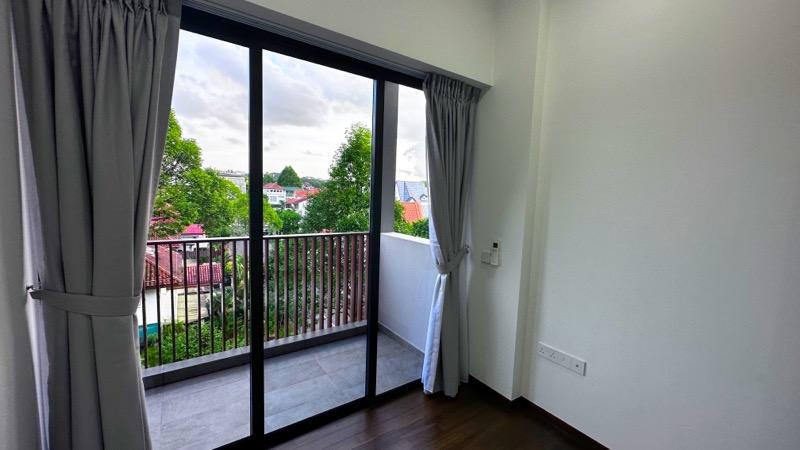 Royalgreen Condominium For Rent, $6,800, 3 Bed 2 Bath 990 sqft $6.87 psf