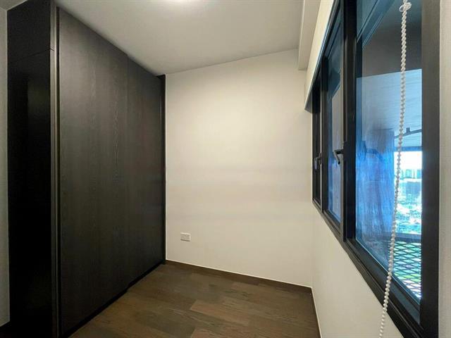 Liv @ Mb Condominium For Rent, $8,200, 3 Bed 2 Bath 1,119 sqft $7.33 psf