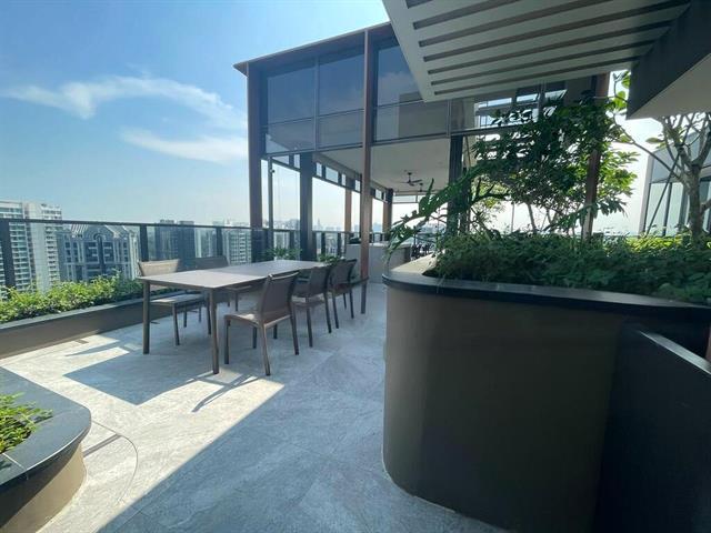 Liv @ Mb Condominium For Rent, $8,200, 3 Bed 2 Bath 1,119 sqft $7.33 psf